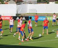 Pressekonferenz und Training der Spanischen Nationalmannschaft