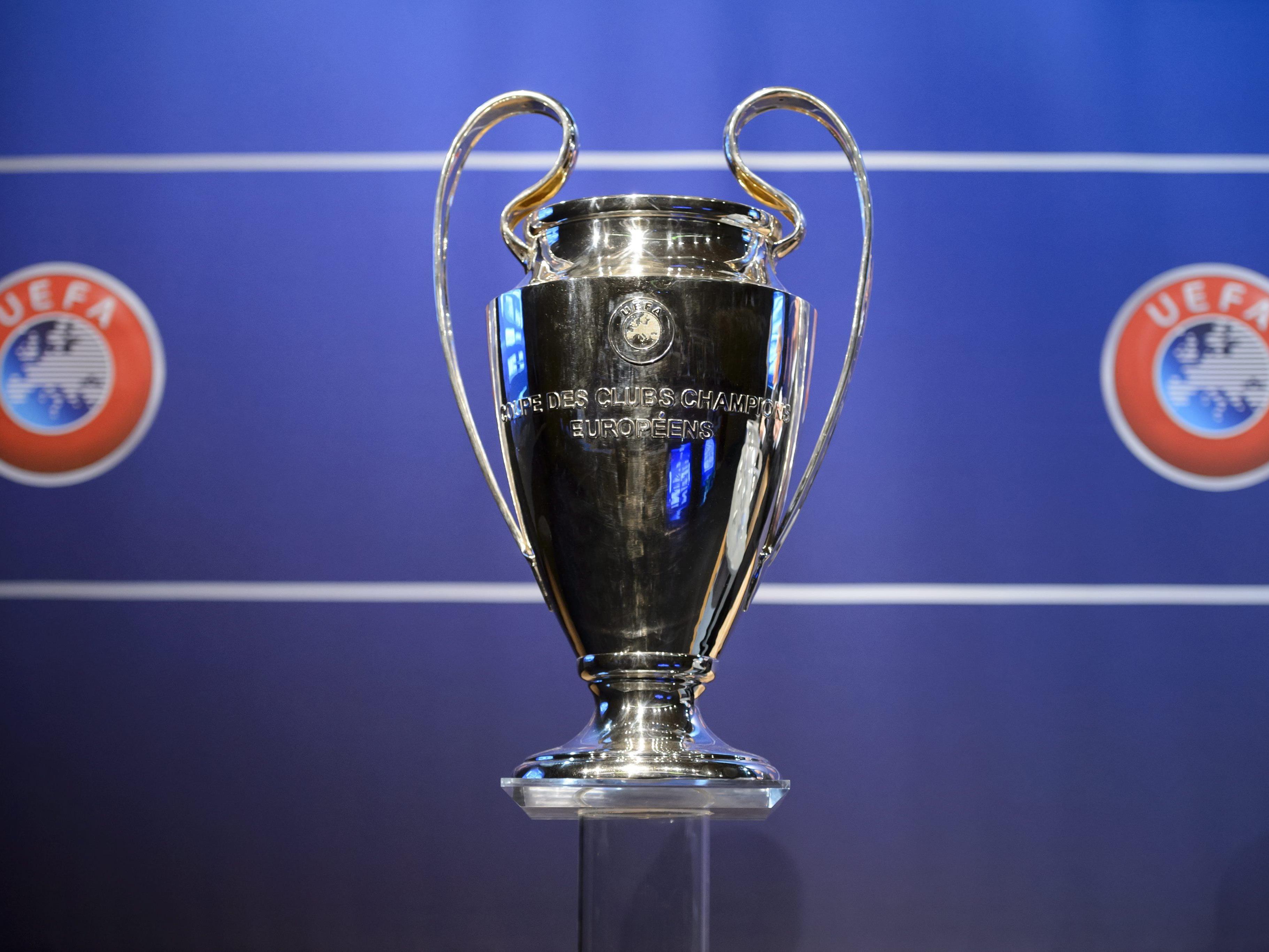 Champions League Pokal Am Hof In Wien Ausgestellt Vienna Online