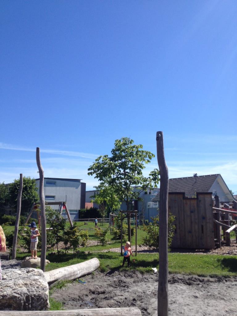 Sonnenschutz Spielplatz Erlach