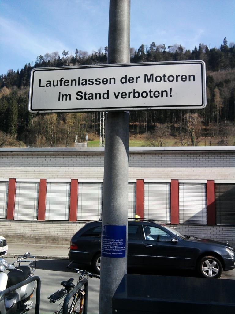 Zustände am Taxistand beim Bahnhof Bludenz