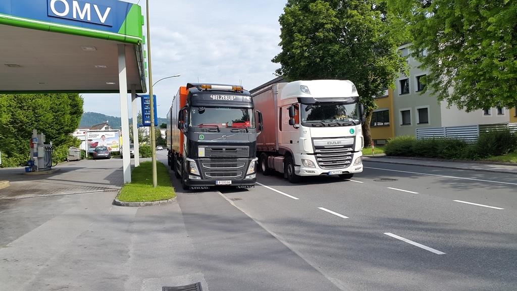 verparkte Geh- und Radwege