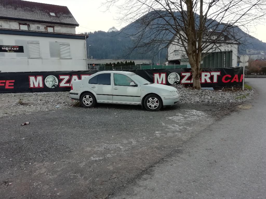 Spritzen, Alkohol und Müll