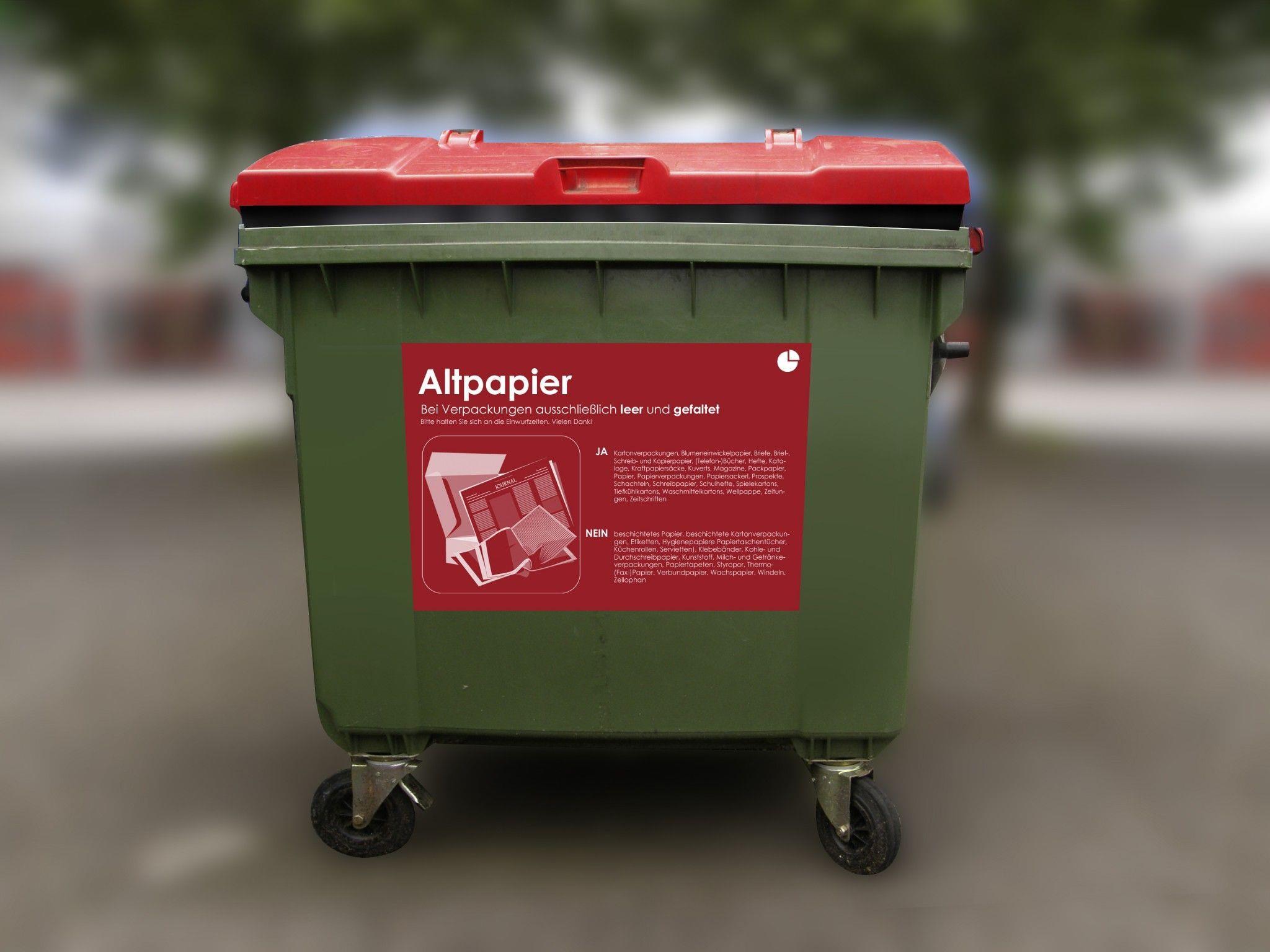 Eigene Papiercontainer vor dem Haus Lustenau VOL.AT Eigene Papiercontainer vor dem Haus Lustenau VOL.AT