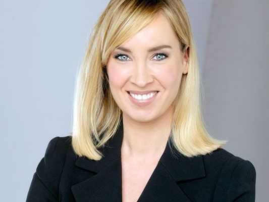 Nadja Bernhard Ist Neue Zeit Im Bild Moderatorin Kultur Vol At