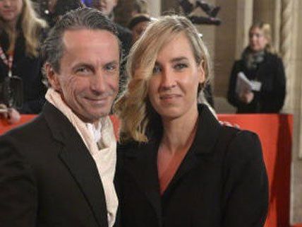 Zib Moderatorin Nadja Bernhard Wurde Opfer Eines Stalkers Private Fotos Verschickt Osterreich S24 At Vienna At