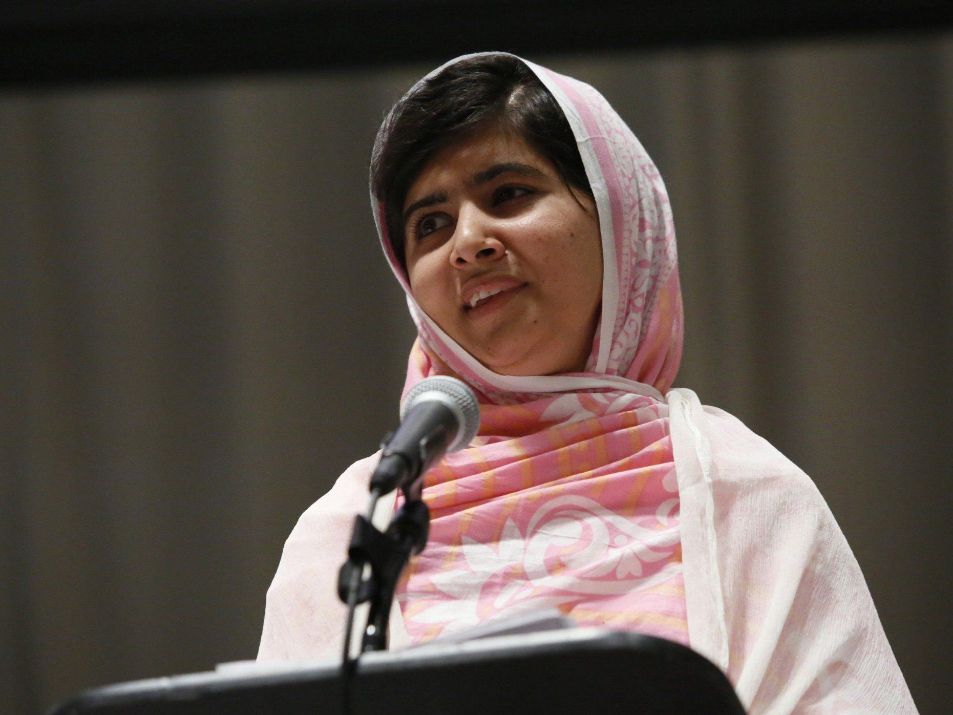 Kinderrechts Aktivistin Malala Strebt In Die Pakistanische Politik Politik Vol At