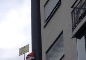 Laternenmast mit Wasserhahn?