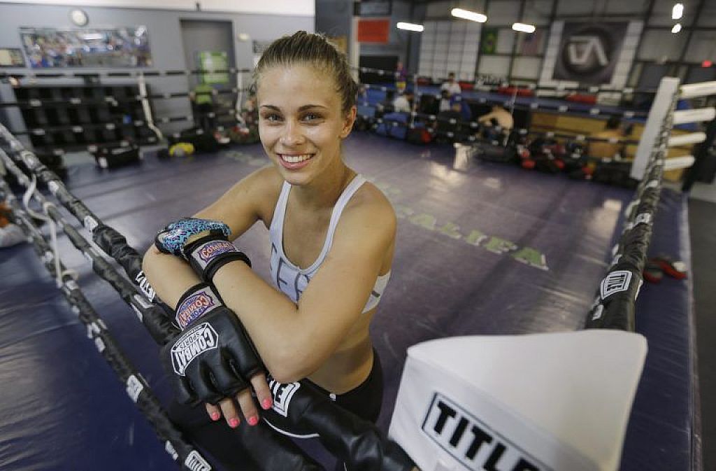 Paige vanZant © AP