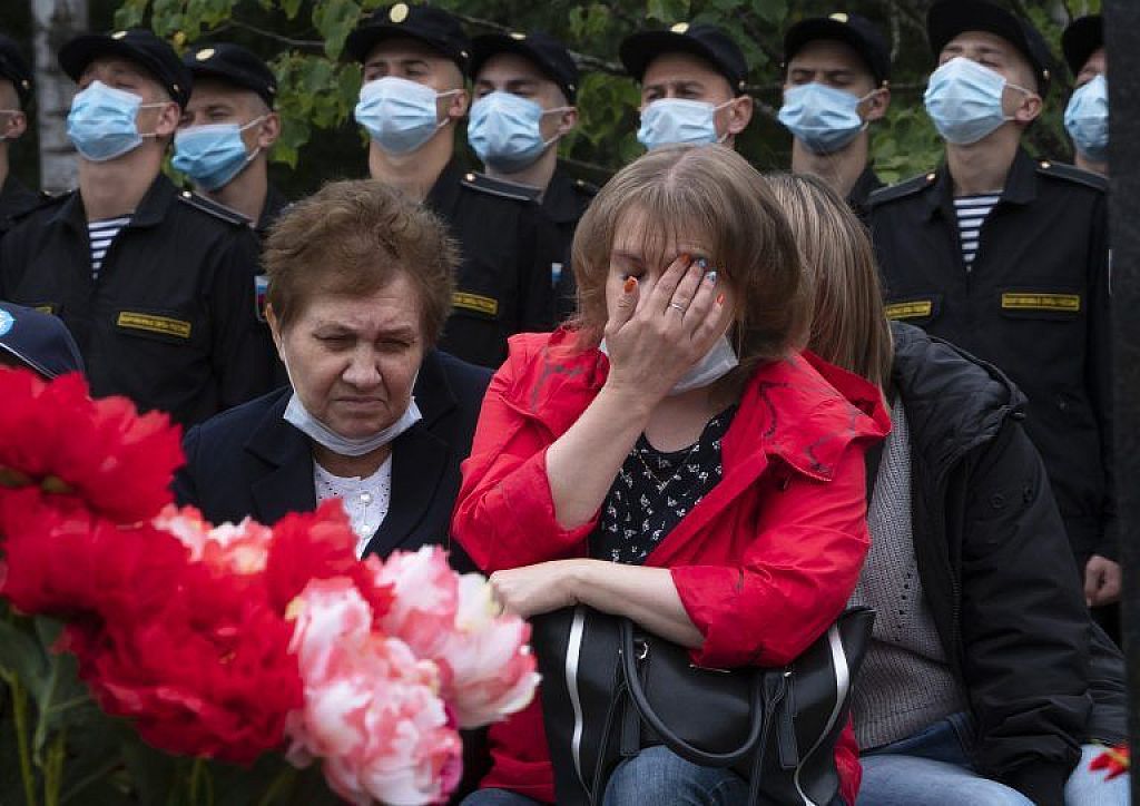 u003cpu003eRussia Kursk Submarine Disaster Anniversaryu003c/pu003en © APA-AFP-AP-EPA-RTR-Pool