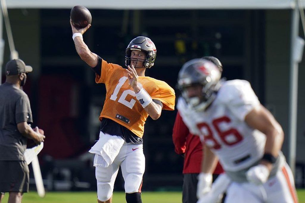 Brady läuft jetzt für die Tampa Bay Buccaneers auf.    © AP