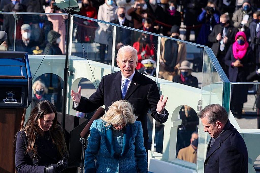 © AP, APA/AFP, Reuters