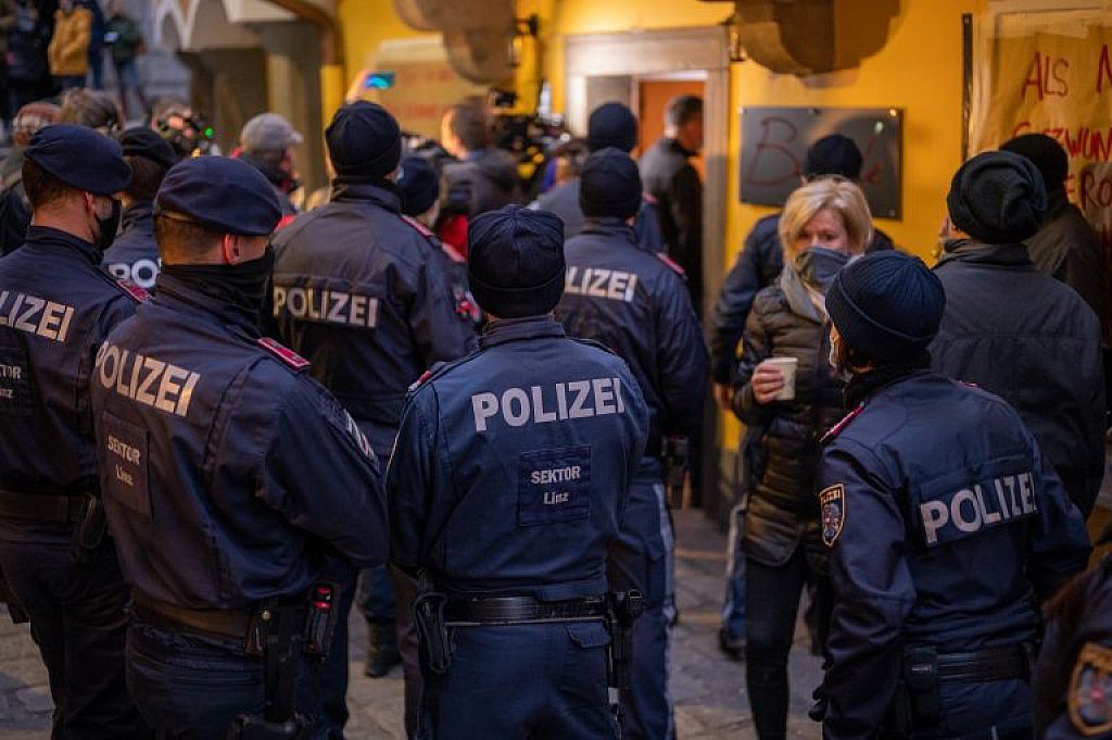 Die Wirtin wird ebenfalls angezeigt, bei ihr beträgt der Strafrahmen bis zu 30.000 Euro. © APA