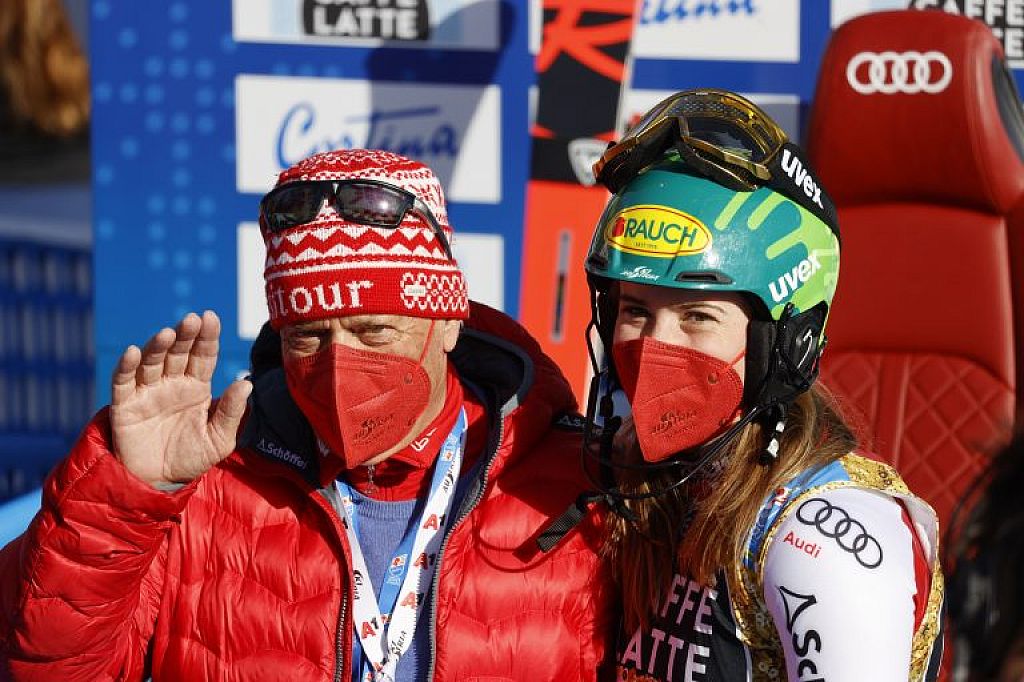 © Reuters, AP,APA/AFP