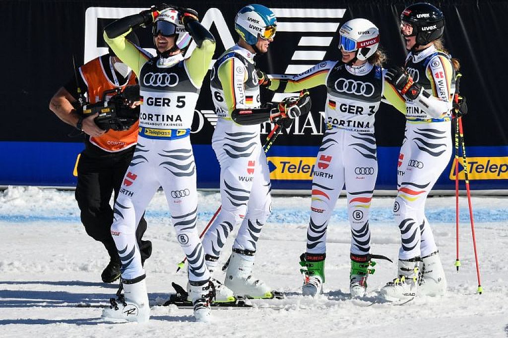 Ski-WM: Teambewerb in Cortina © APA