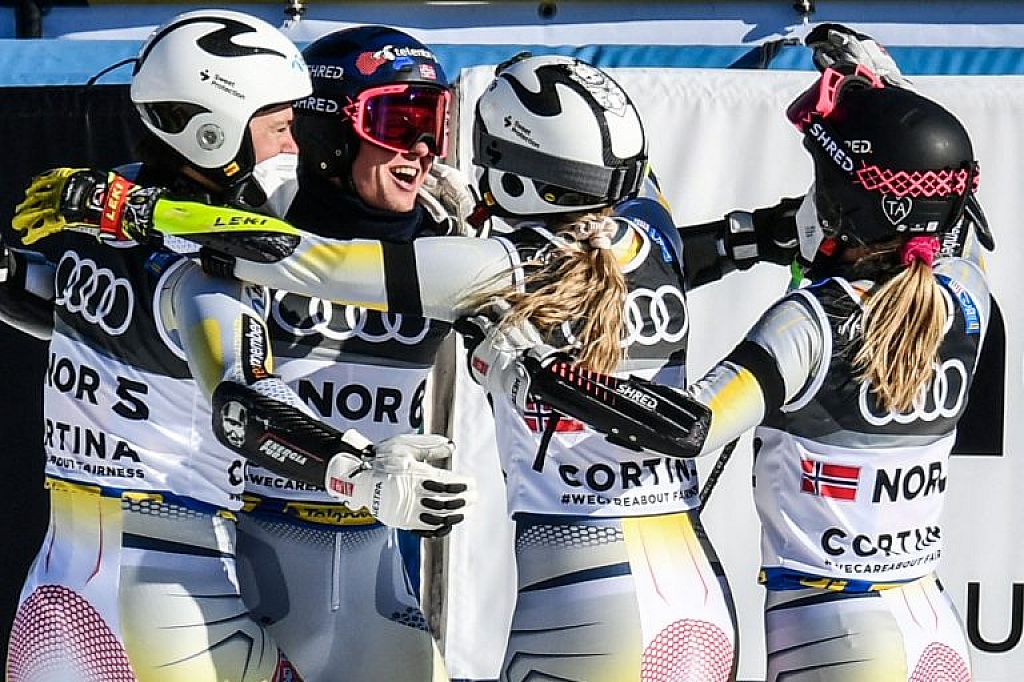 Ski-WM: Teambewerb in Cortina © APA