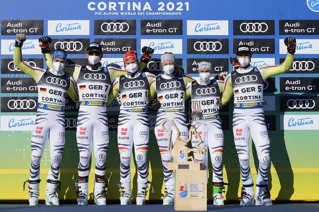 Ski-WM: Teambewerb in Cortina © APA