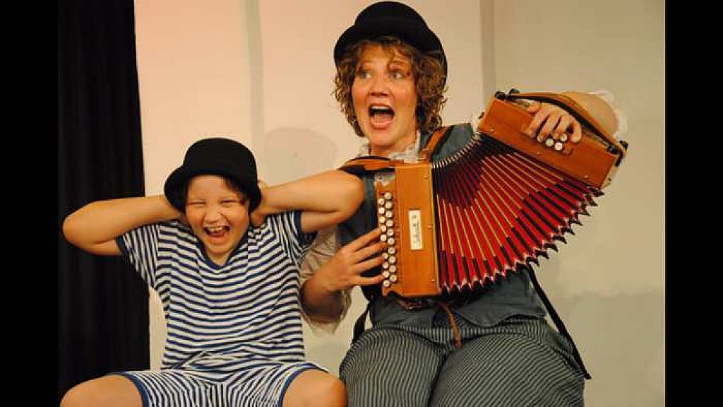 u003cpu003eClownfrau Lisa Suitner u0022Lilliluu0022u003c/pu003en © Nadine Jochum, Niklas Koch, handout/Suitner