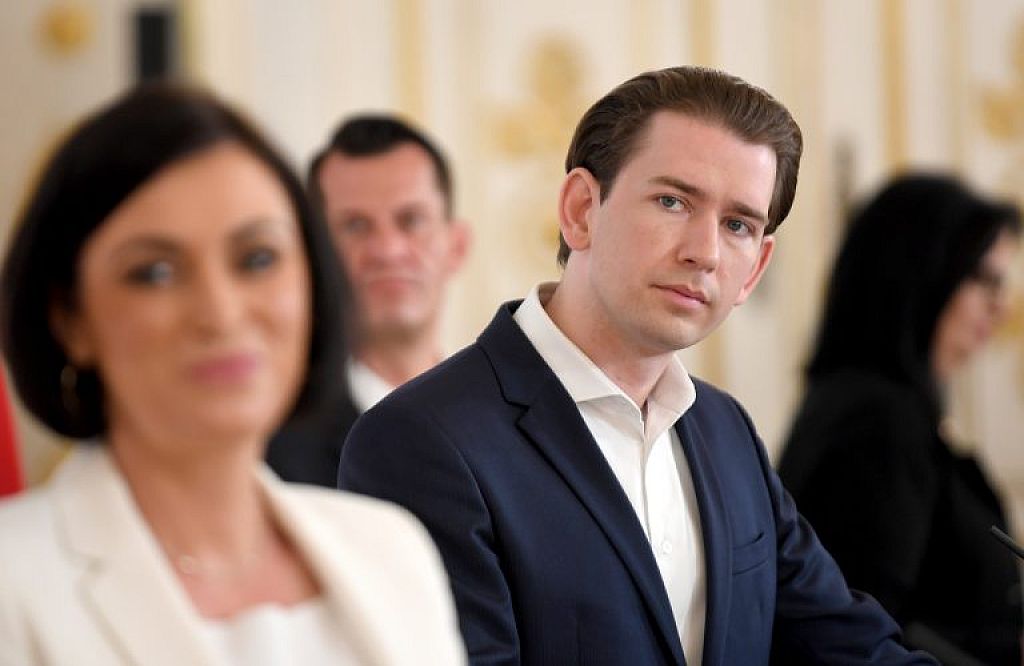 © APA/ROLAND SCHLAGER