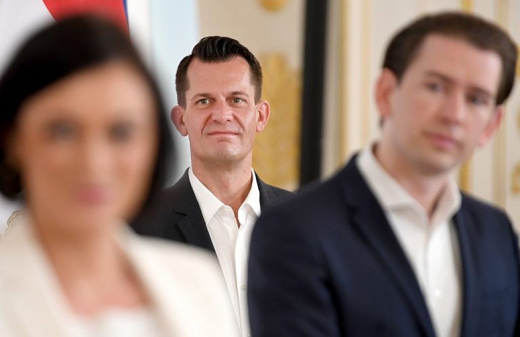 © APA/ROLAND SCHLAGER