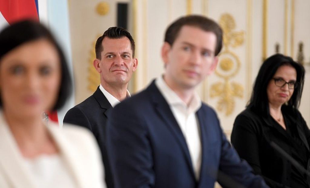 © APA/ROLAND SCHLAGER