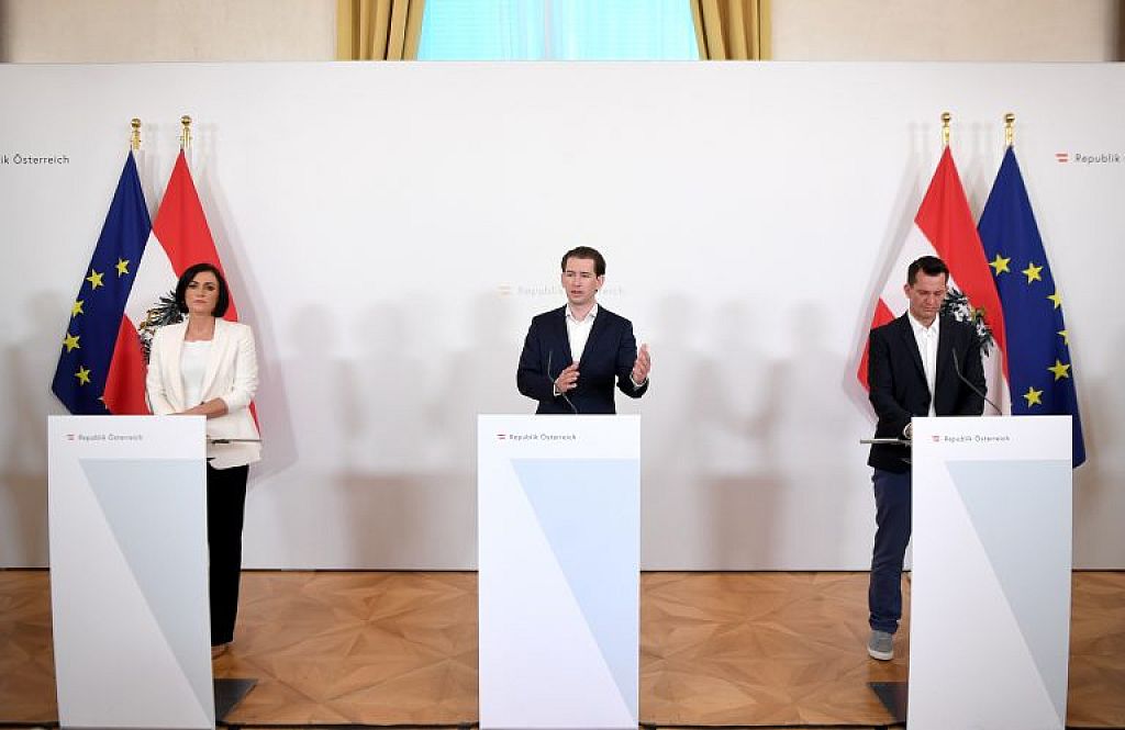 © APA/ROLAND SCHLAGER