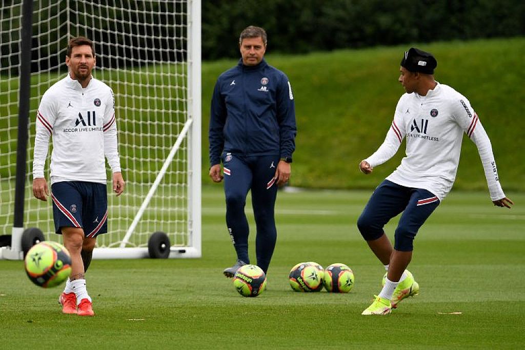 PSG trainiert mit Messi & Co. © APA