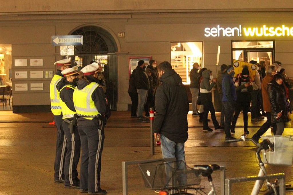 u003cpu003eFreitag für Freiheit Demonstration in Bregenzu003c/pu003en © VOL.AT/Ronny Vlach