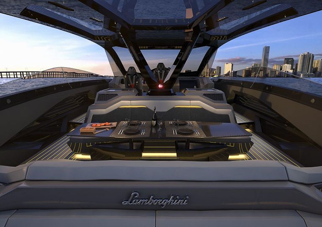 u003cpu003eLamborghini Yacht Tecnomaru003c/pu003en © Lamborghini