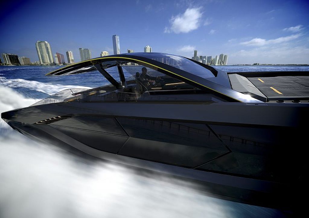 u003cpu003eLamborghini Yacht Tecnomaru003c/pu003en © Lamborghini
