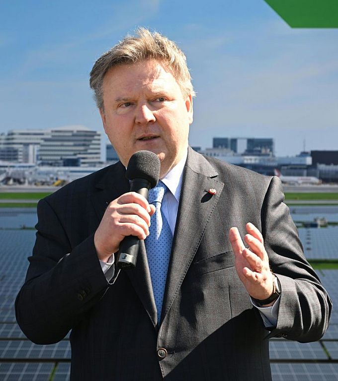 © APA/HELMUT FOHRINGER