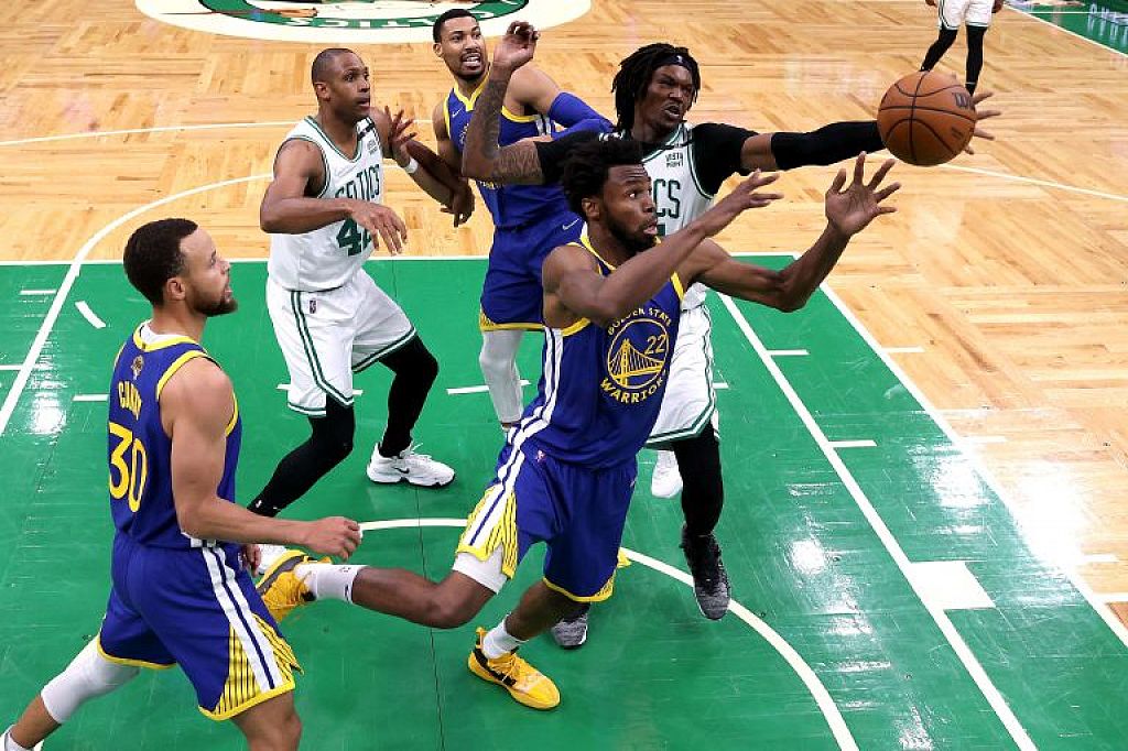 u003cpu003eBKN-BKO-SPO-2022-NBA-FINALSu002du002d-GAME-SIXu003c/pu003en © AP/Getty Images North America/USA TODAY Sports