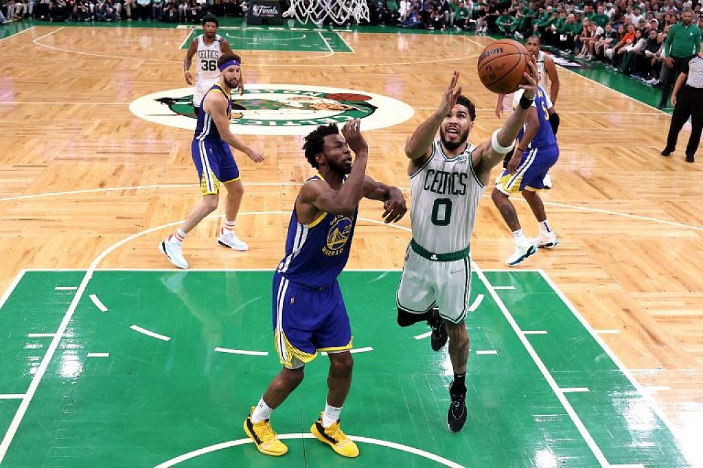 u003cpu003eBKN-BKO-SPO-2022-NBA-FINALSu002du002d-GAME-SIXu003c/pu003en © AP/Getty Images North America/USA TODAY Sports