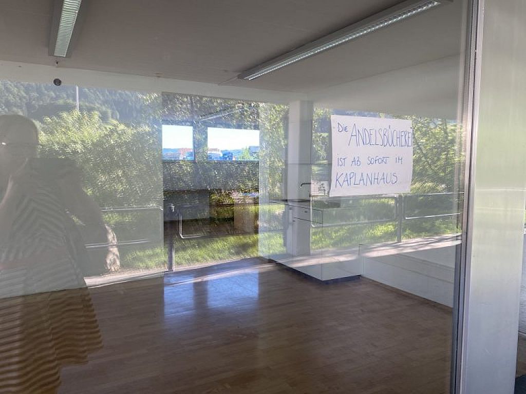 u003cpu003eSanierungs Volksschule Andelsbuch Hofu003c/pu003en © VOL.AT/Mayer