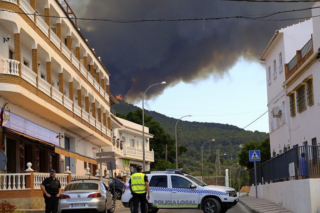 u003cpu003eSpain Wildfireu003c/pu003en © AP/REUTERS