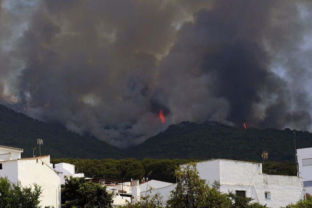 u003cpu003eSpain Wildfireu003c/pu003en © AP/REUTERS