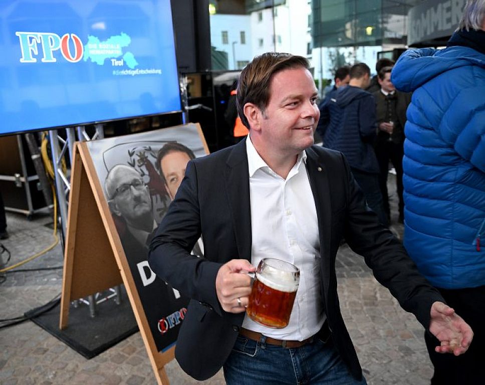 © APA/ROLAND SCHLAGER