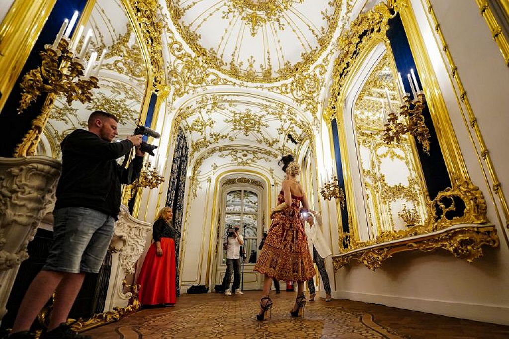 © APA/EVA MANHART