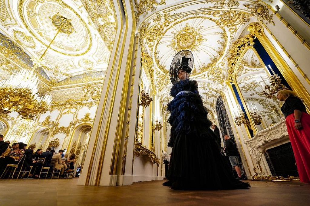 © APA/EVA MANHART