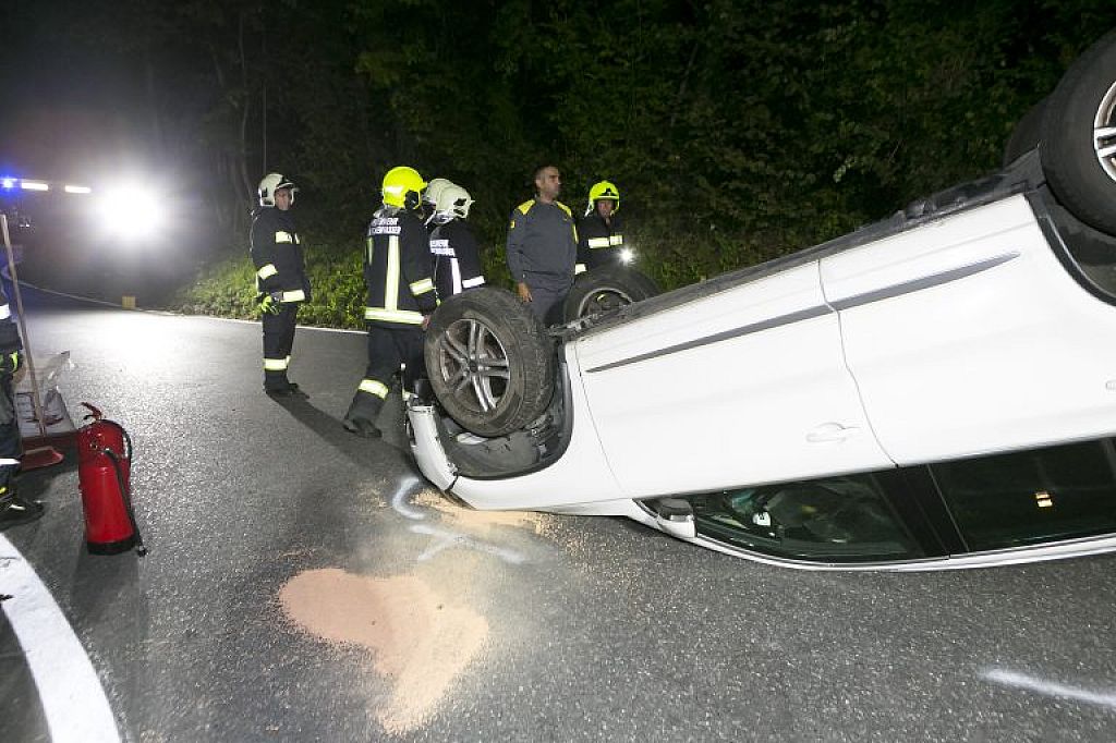 Batschuns am 6.9.2022 gegen 22h30, VU Verkehrsunfall, eine 17-Ja
 © Dietmar Mathis