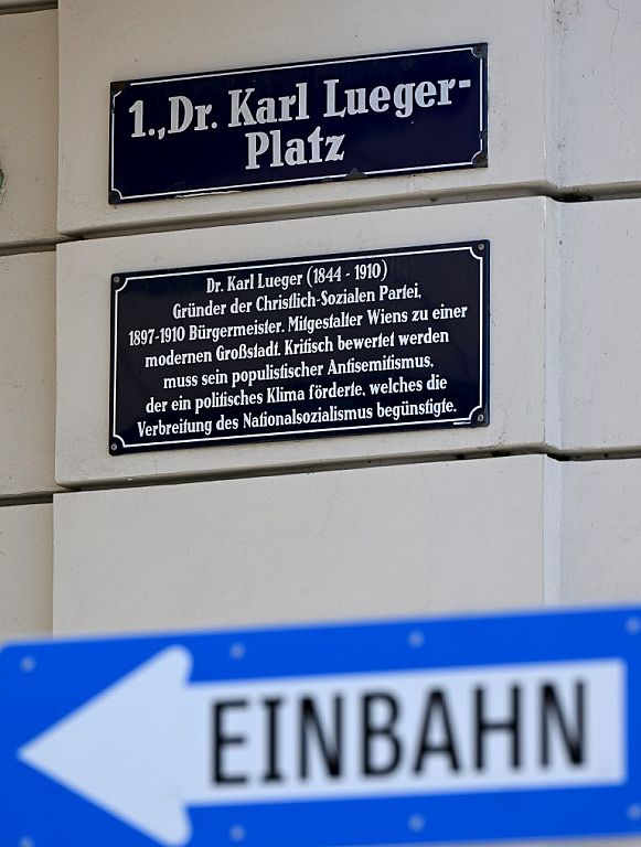 © APA/ROLAND SCHLAGER