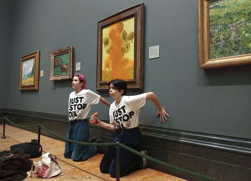 Britain Van Gogh Protest
 © Just Stop Oil/Handout via REUTERS/Just Stop Oil via AP