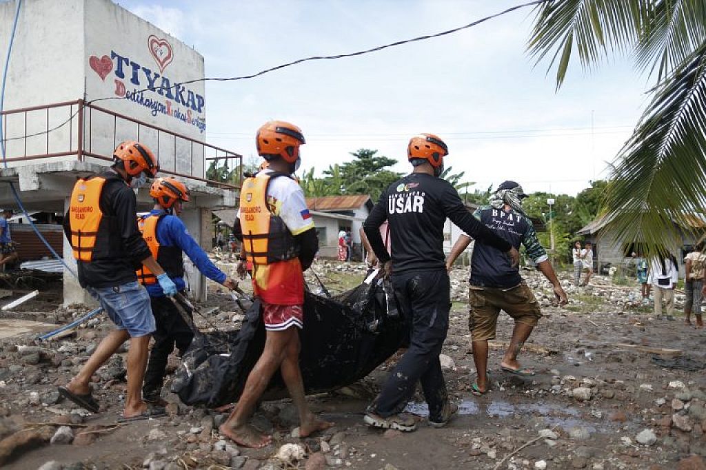 u003cpu003ePhilippines Asia Stormu003c/pu003en © AP/AFP/Reuters