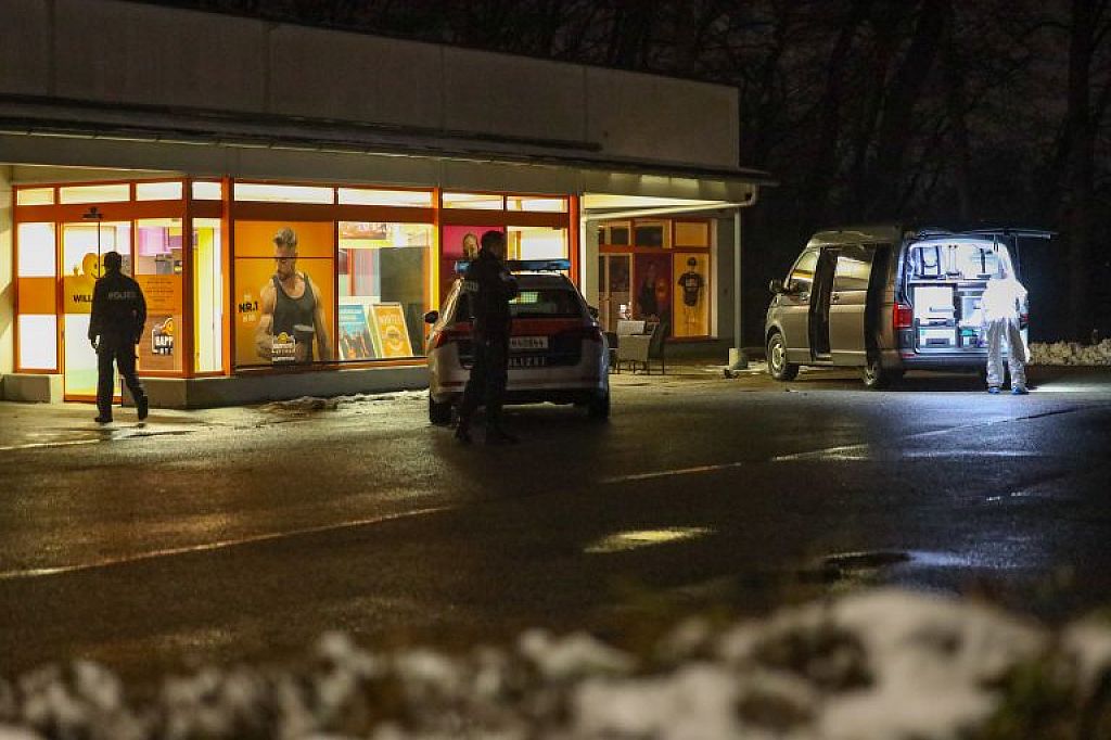 © Frau in Fitnesscenter niedergestochen