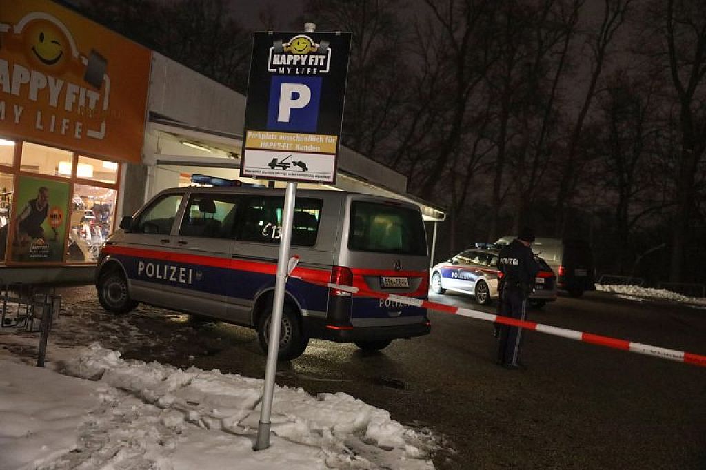 © Frau in Fitnesscenter niedergestochen