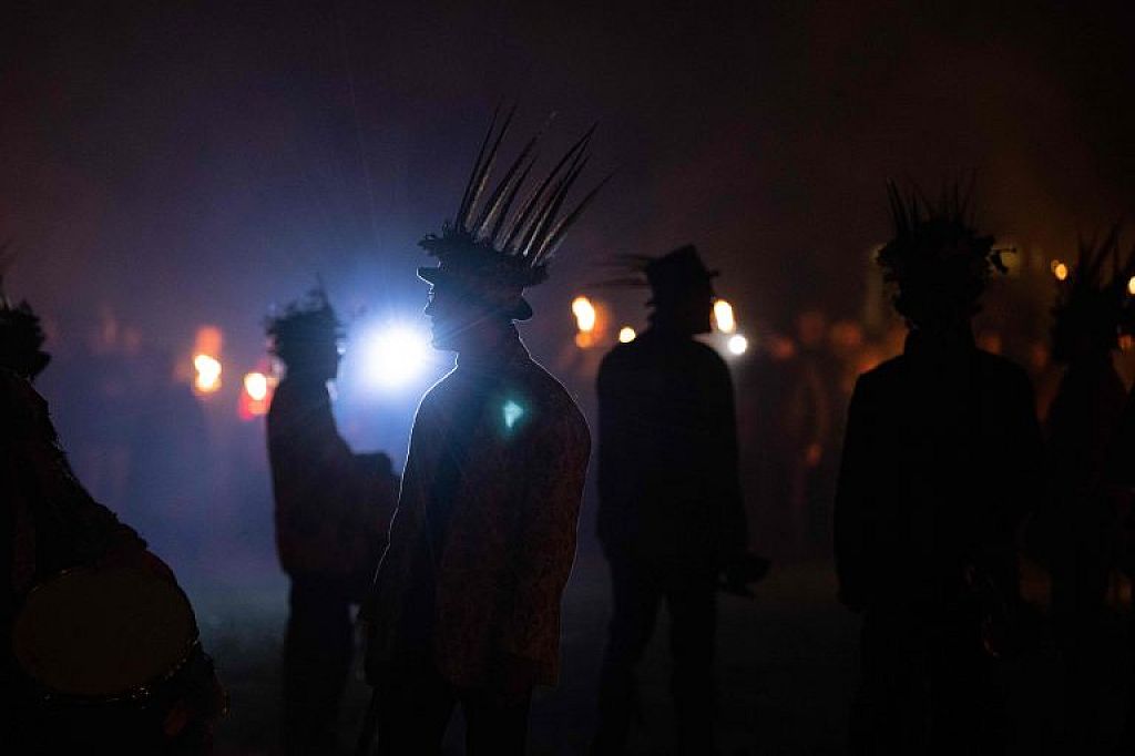 u003cpu003eBRITAIN-TRADITION-WASSAILu003c/pu003en © AFP