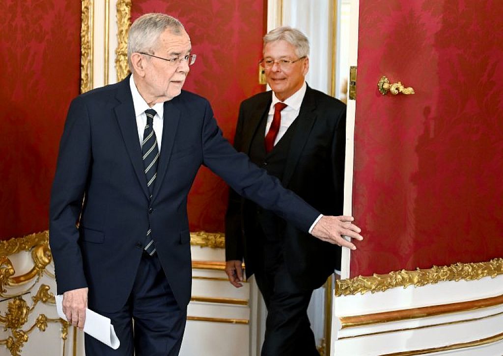 © APA/ROLAND SCHLAGER