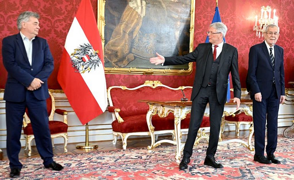 © APA/ROLAND SCHLAGER