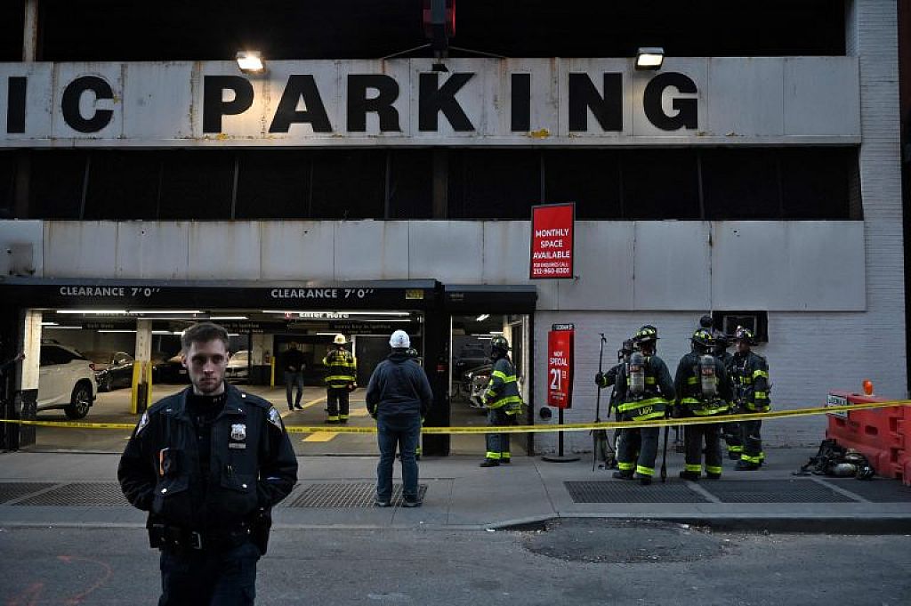 Parkhaus in New York eingestürzt © APA