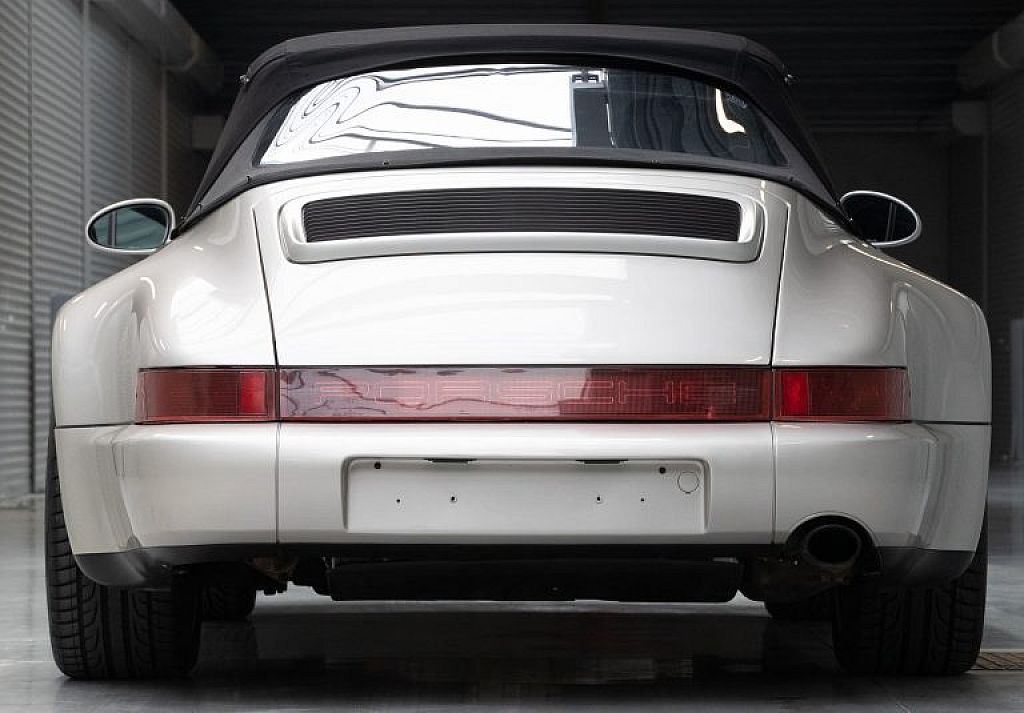 © APA (5), Reuters (5)