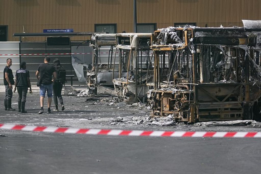France Police Shooting
 © APA/AFP/AP
